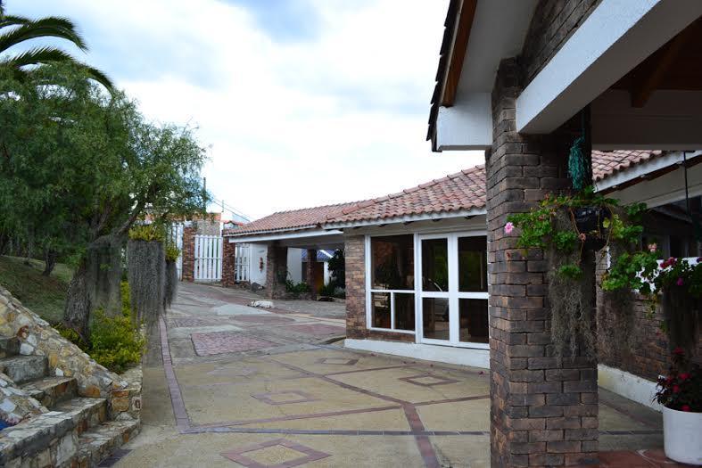 Miravalle Suites Пайпа Экстерьер фото